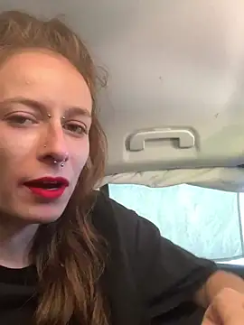 GoldenPussy1329 online show from 04/04/26, 12:46