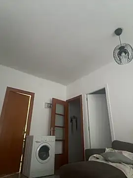 Snapshot of La_piada chatting on 10/17/25, 08:39 La piada online show from 10/17/25, 08:39