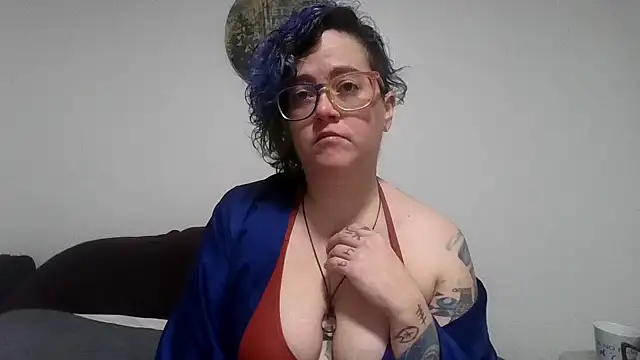 Snapshot of daniak90 chatting on 10/09/25, 08:34 daniak90 online show from 10/09/25, 08:34