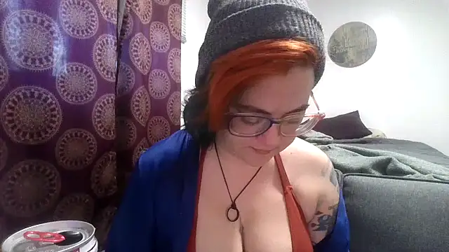 Snapshot of daniak90 chatting on 11/12/25, 07:46 daniak90 online show from 11/12/25, 07:46