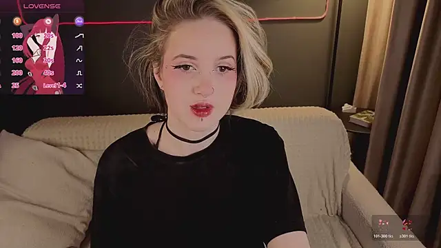 luna son online show from 03/13/26, 09:32