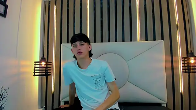 thaigo twink38 online show from 04/09/26, 04:01