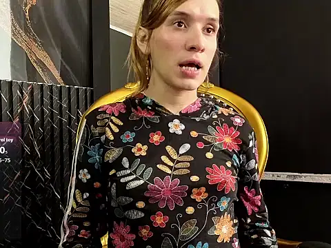 Snapshot of GabyDevil1 chatting on 10/03/25, 03:42 GabyDevil1 online show from 10/03/25, 03:42