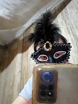 Tuyet xx online show from 10/03/25, 01:52