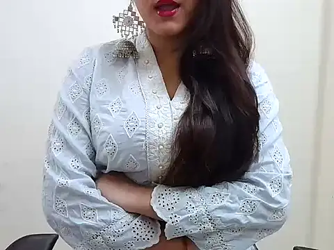 your lena online show from 10/11/25, 05:50