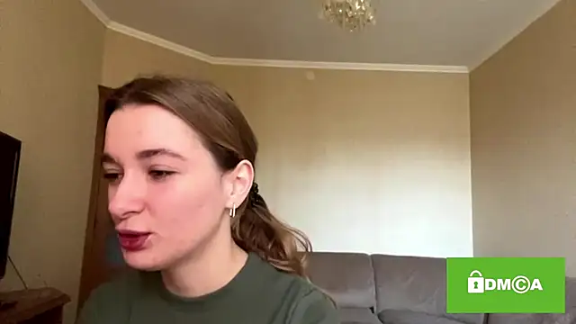 CoraJamerson online show from 10/04/25, 09:18