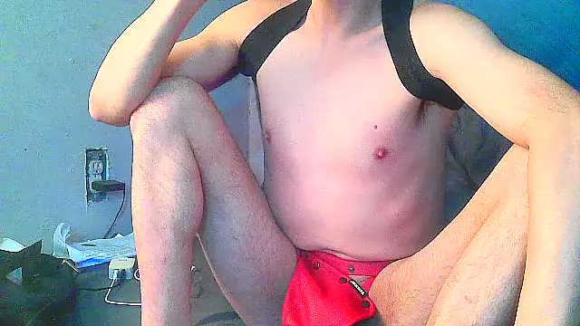 Snapshot of highinhtxx chatting on 10/11/25, 06:28 highinhtxx online show from 10/11/25, 06:28