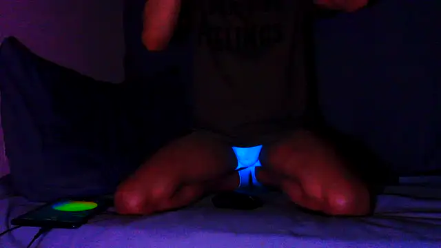 Snapshot of highinhtxx chatting on 10/19/25, 05:41 highinhtxx online show from 10/19/25, 05:41