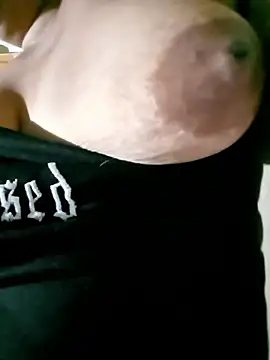 Hotmommax online show from 01/09/26, 08:32