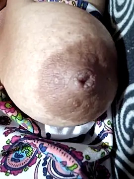 Hotmommax online show from 03/05/26, 01:12