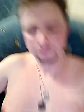 Snapshot of SugaryFinder1 chatting on 02/21/26, 02:51 SugaryFinder1 online show from 02/21/26, 02:51