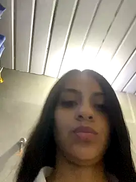 Snapshot of miluwatson chatting on 10/05/25, 01:59 miluwatson online show from 10/05/25, 01:59