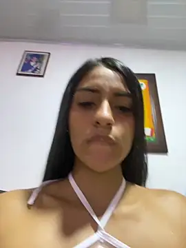 Snapshot of miluwatson chatting on 10/07/25, 11:24 miluwatson online show from 10/07/25, 11:24