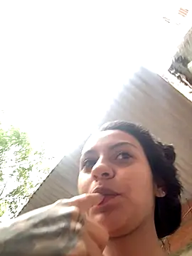 Snapshot of miluwatson chatting on 10/11/25, 09:35 miluwatson online show from 10/11/25, 09:35