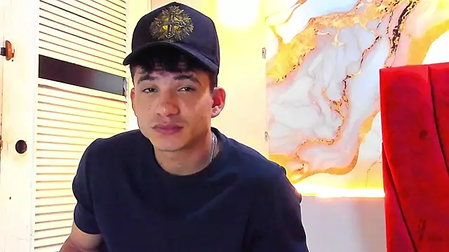 Snapshot of daniscot chatting on 11/08/25, 03:50 daniscot online show from 11/08/25, 03:50