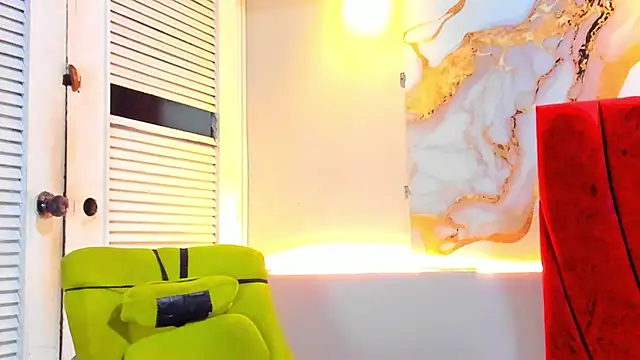 Snapshot of daniscot chatting on 11/14/25, 04:00 daniscot online show from 11/14/25, 04:00