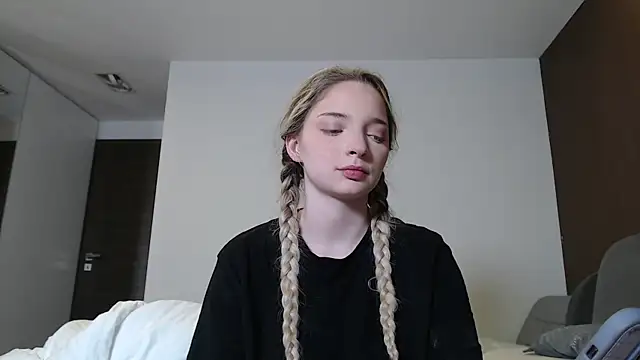 jessicahbelle online show from 06/04/26, 11:00