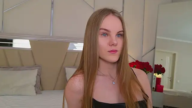 Lili Lohan online show from 12/20/25, 05:09