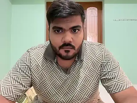 Romeo Sam2 online show from 11/21/25, 06:12