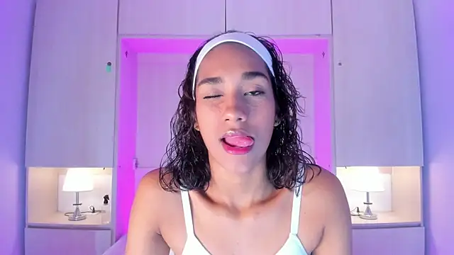 AnahiCollins online show from 05/28/26, 11:40