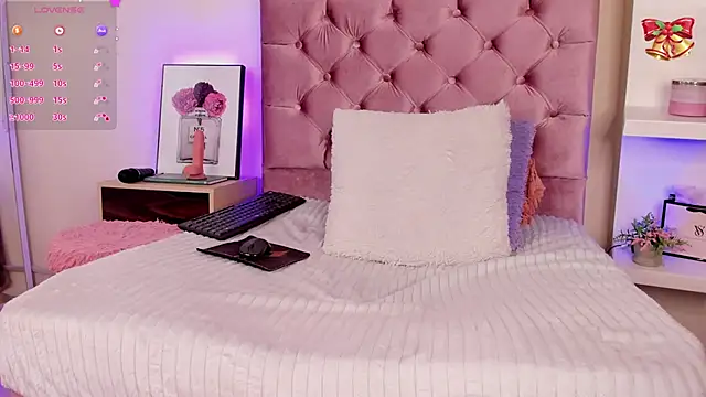 julianaarboleda online show from 12/28/24, 03:37