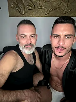 Snapshot of WildFlame2525 chatting on 11/05/25, 08:20 WildFlame2525 online show from 11/05/25, 08:20