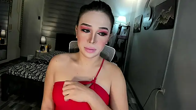 Lavinia Carpenters online show from 10/18/25, 02:51