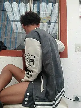 The boy good online show from 12/20/25, 06:04