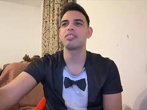  Djonson  online show from 10/24/25, 03:47