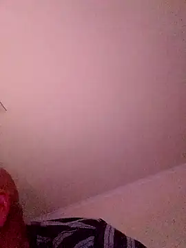 Snapshot of here2play_69 chatting on 10/14/25, 04:08 here2play 69 online show from 10/14/25, 04:08