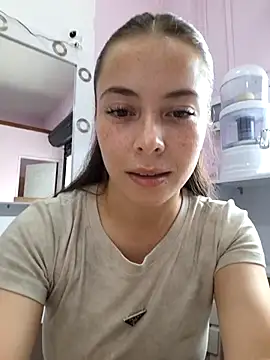 EmmaValencia  online show from 11/07/25, 07:58