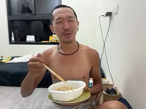 Snapshot of mrcaiziv chatting on 10/20/25, 06:19 mrcaiziv online show from 10/20/25, 06:19