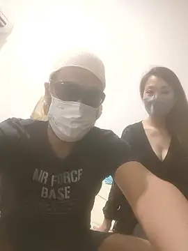 aska1986 online show from 10/26/25, 01:06