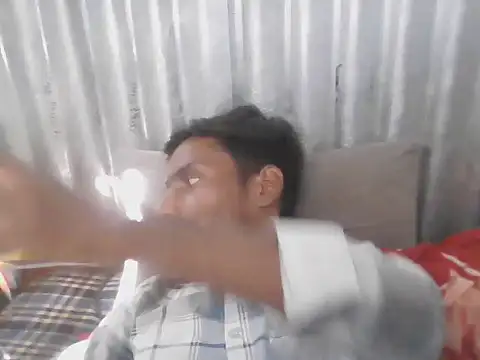 sharmatusar online show from 04/12/26, 10:53