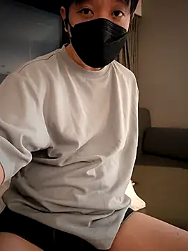 yuuukiiiip online show from 06/04/26, 04:13