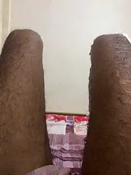 mallu-booy online show from 09/28/25, 02:22