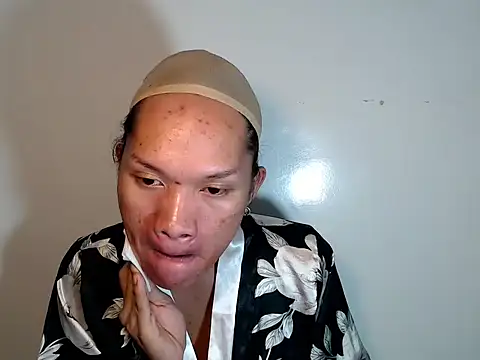 amandareddragon online show from 11/19/25, 06:13