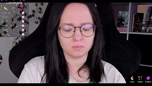 power robynn online show from 10/10/25, 11:09