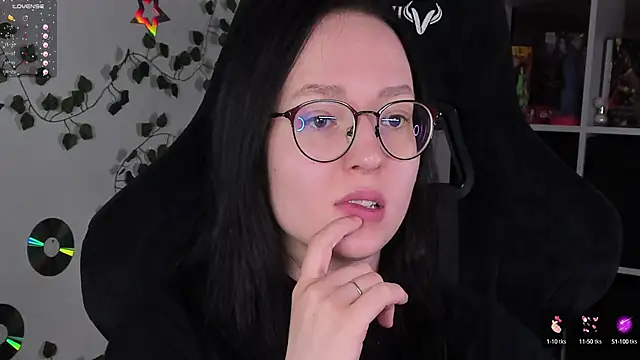 power robynn online show from 10/15/25, 10:43