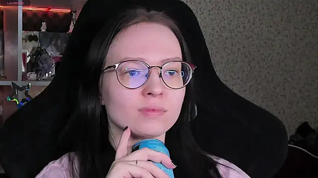 power robynn online show from 04/17/26, 03:04