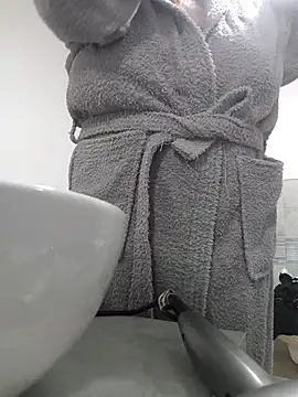 Snapshot of sexyguenda chatting on 11/17/25, 09:09 sexyguenda online show from 11/17/25, 09:09