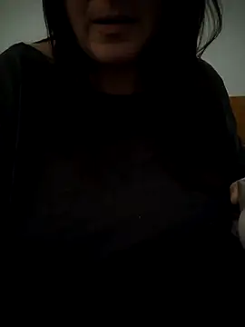 Snapshot of sexyguenda chatting on 12/04/25, 09:23 sexyguenda online show from 12/04/25, 09:23