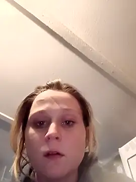 Queen2454 online show from 02/13/26, 06:15