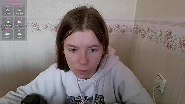 0nlyLola online show from 11/04/25, 08:24