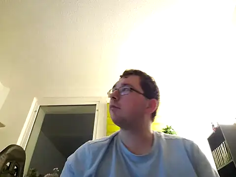 Snapshot of stivi2526 chatting on 11/26/25, 10:55 stivi2526 online show from 11/26/25, 10:55