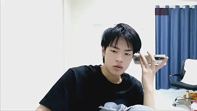 Snapshot of stripcha-798 chatting on 10/05/25, 08:56 stripcha-798 online show from 10/05/25, 08:56