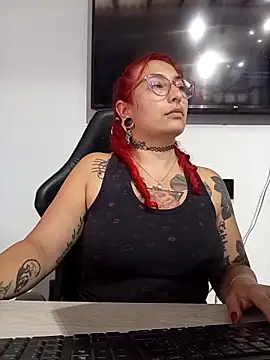 Snapshot of rojita-rojita chatting on 11/26/25, 10:33 rojita-rojita online show from 11/26/25, 10:33