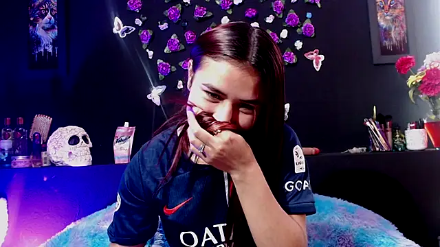 Snapshot of Zayra_Velisse1 chatting on 10/06/25, 10:07 Zayra Velisse1 online show from 10/06/25, 10:07