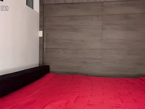 strongManLatino online show from 04/14/26, 05:13