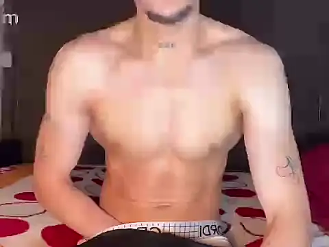 strongManLatino online show from 05/16/26, 08:00